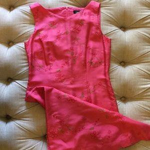 Harold’s silk dress